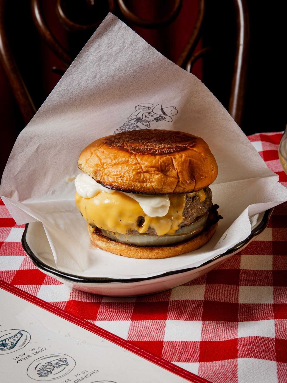 Star Rover cheeseburger