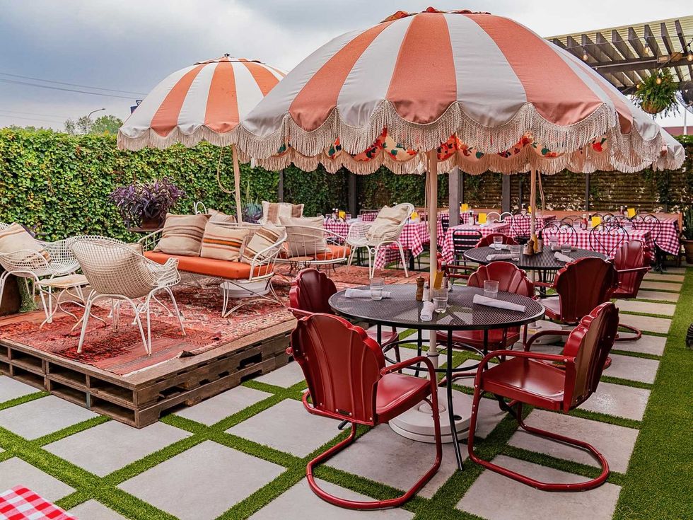 Star Rover patio