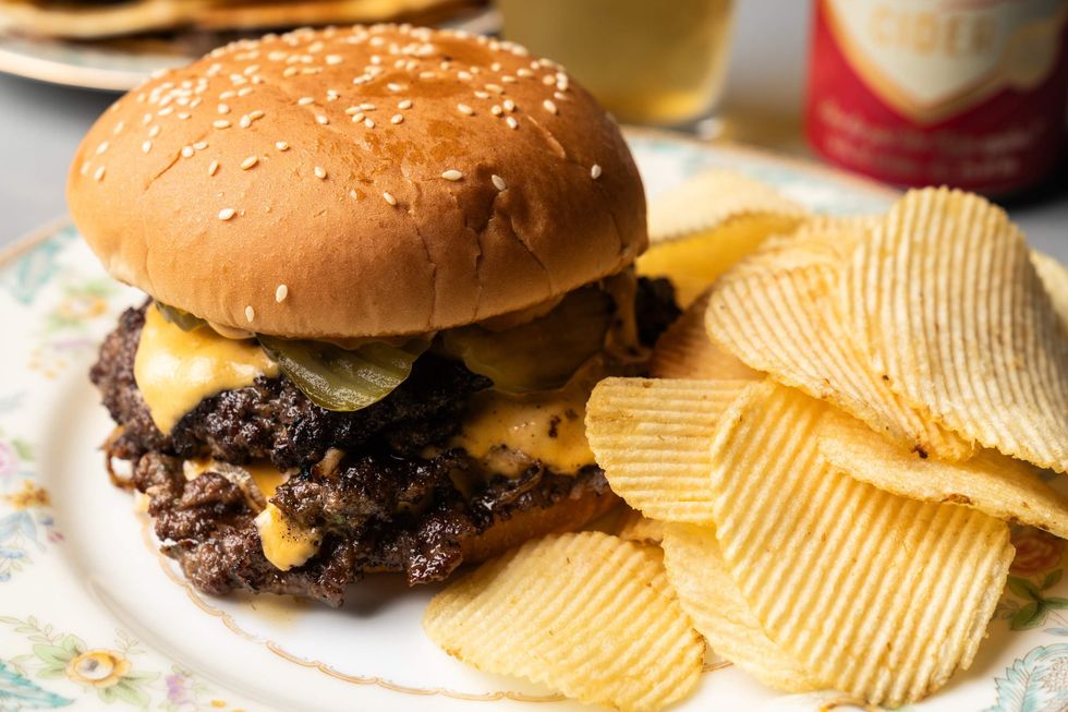 Star Sailor smash burger