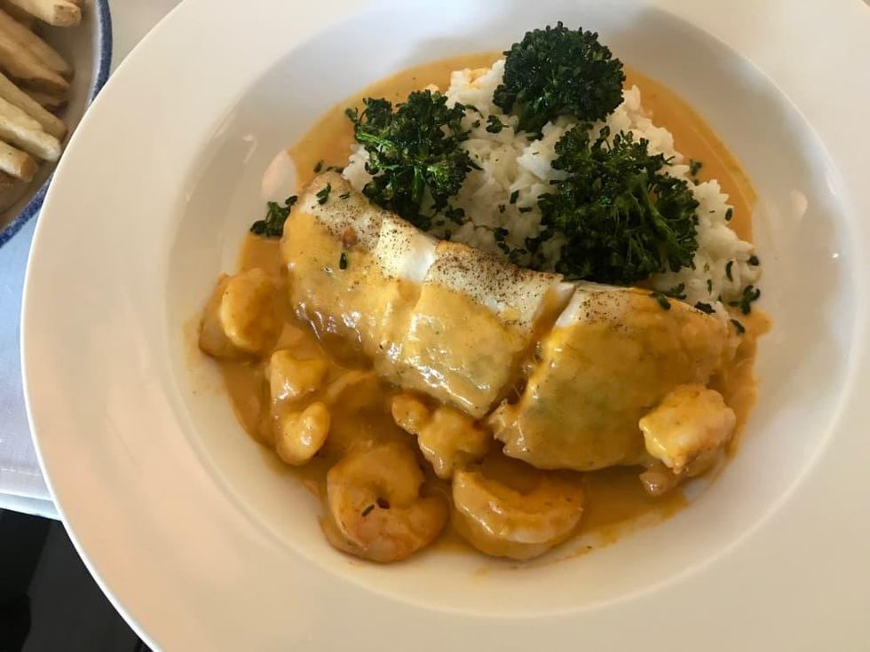 Starfish halibut with shrimp sauce