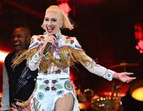 Gwen Stefani - Underneath It All ( Rodeo Houston 2022 ) - HQ 