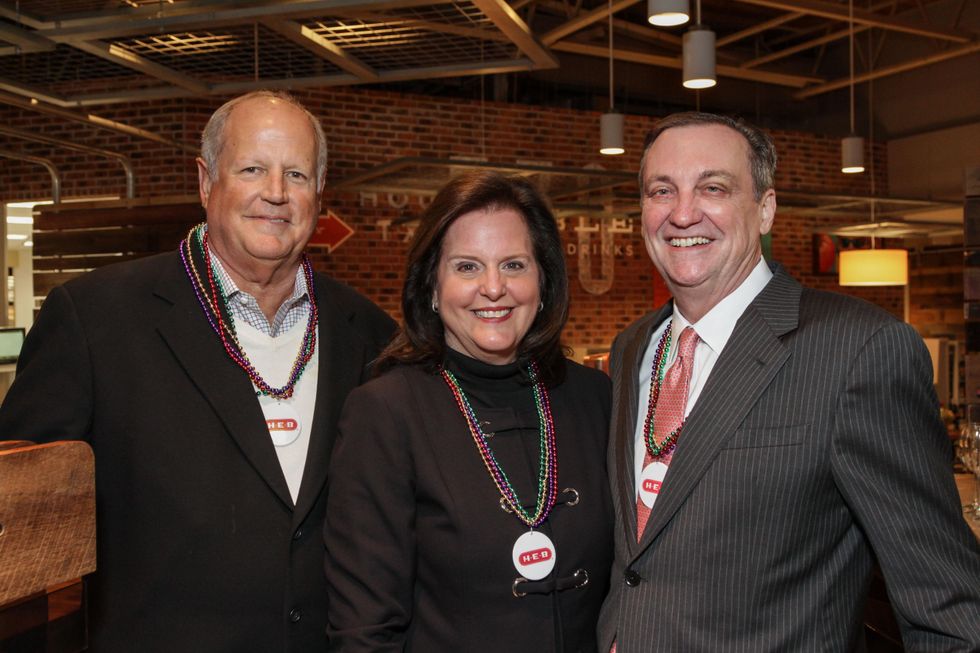 Steve and Cyndi Ford, left, with Ralph Burch at the H-E-B San Felipe and Table 57 Social February 2015