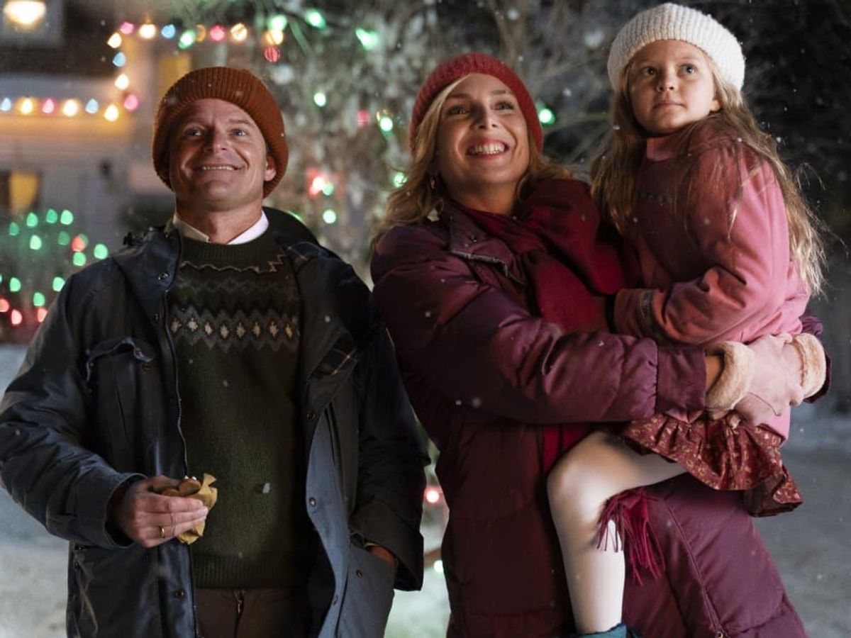 Steve Zahn, June Diane Raphael, and Bellaluna Resnick in 8-Bit Christmas. -  CultureMap Houston