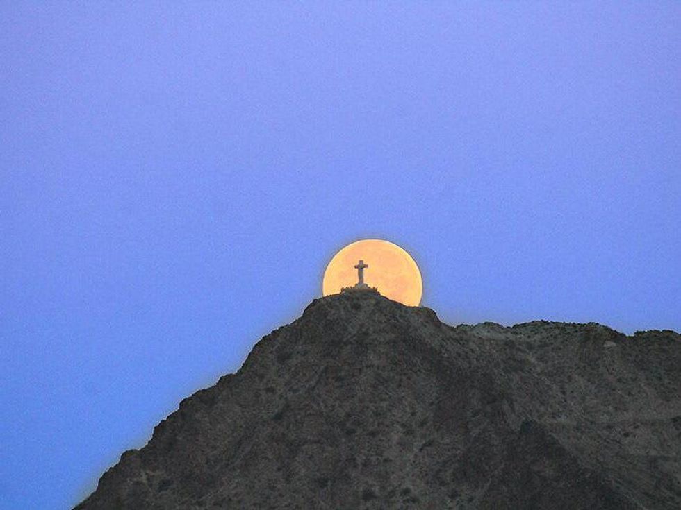 supermoon over Mount Christo Rey in El Paso
