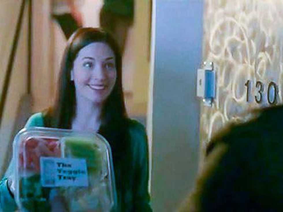 Taco Bell, veggies, non-vegan advertisement, January 2013