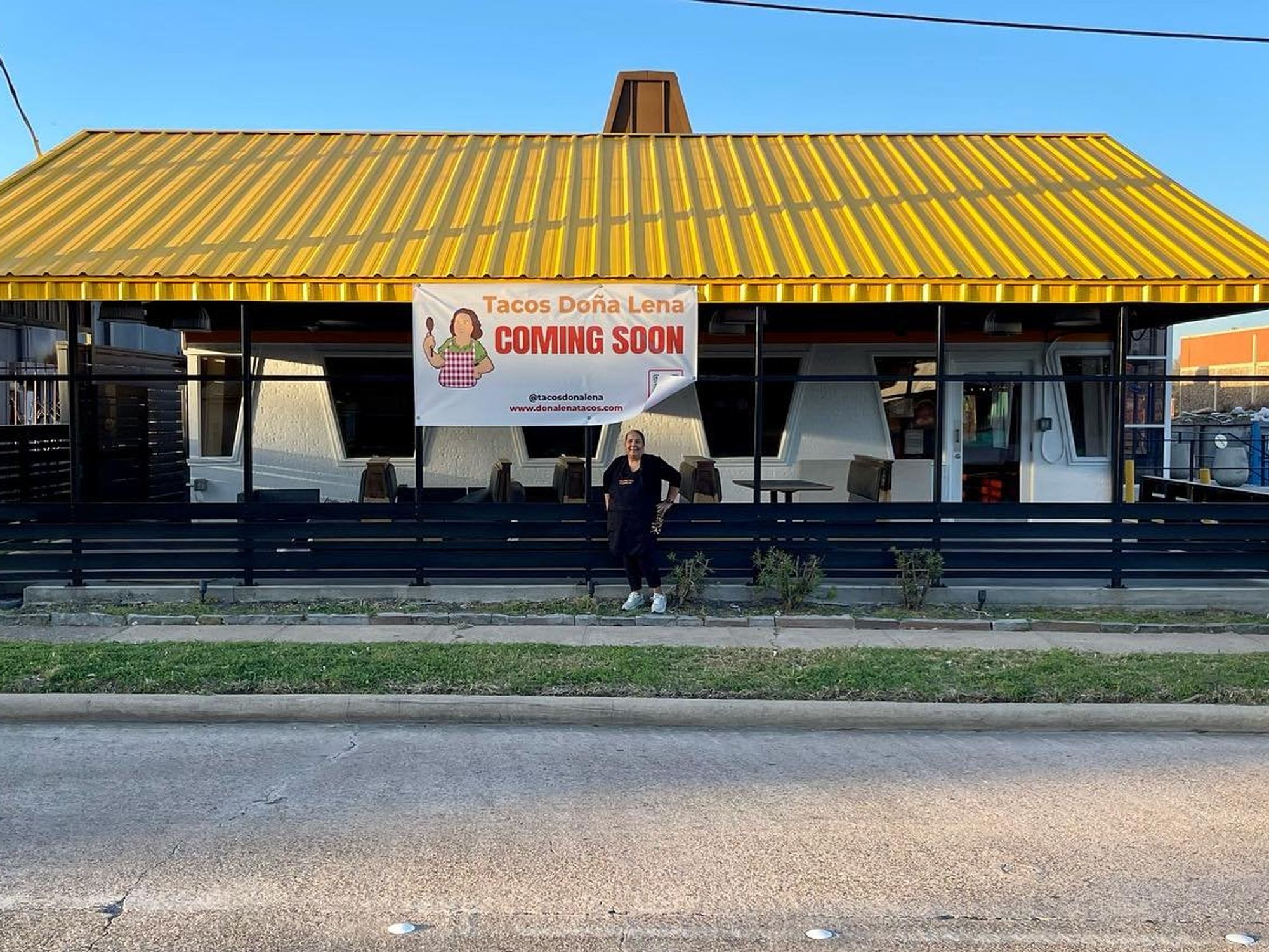 Tacos Dona Lena timbergrove lazybrook exterior