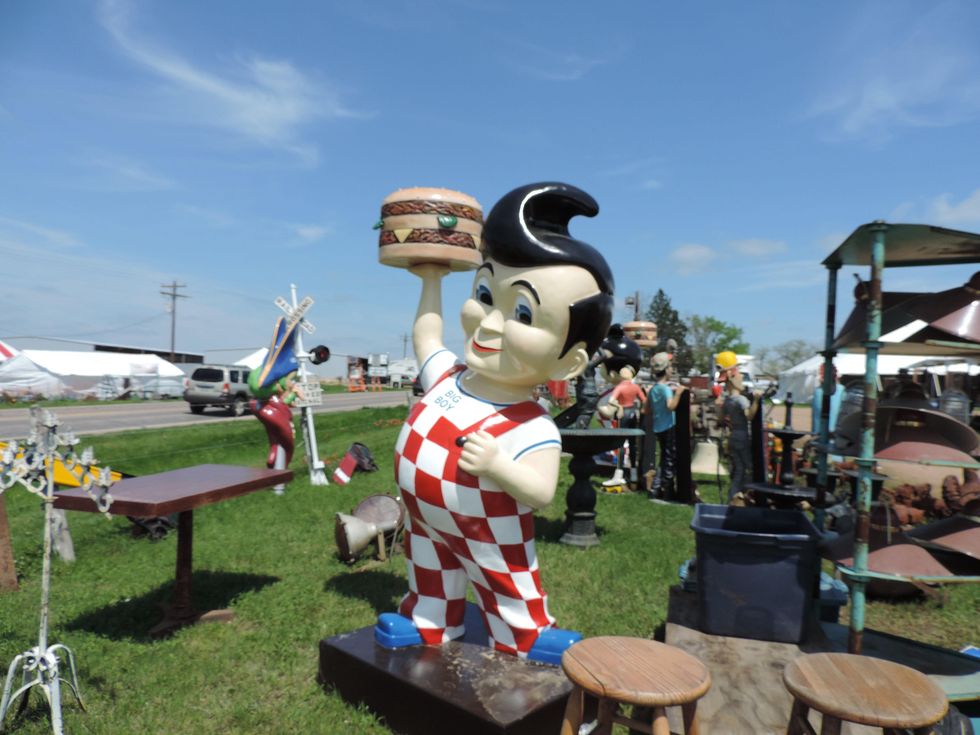 Tarra Gaines Antique Week beginner's guide April 2015 Big Boy
