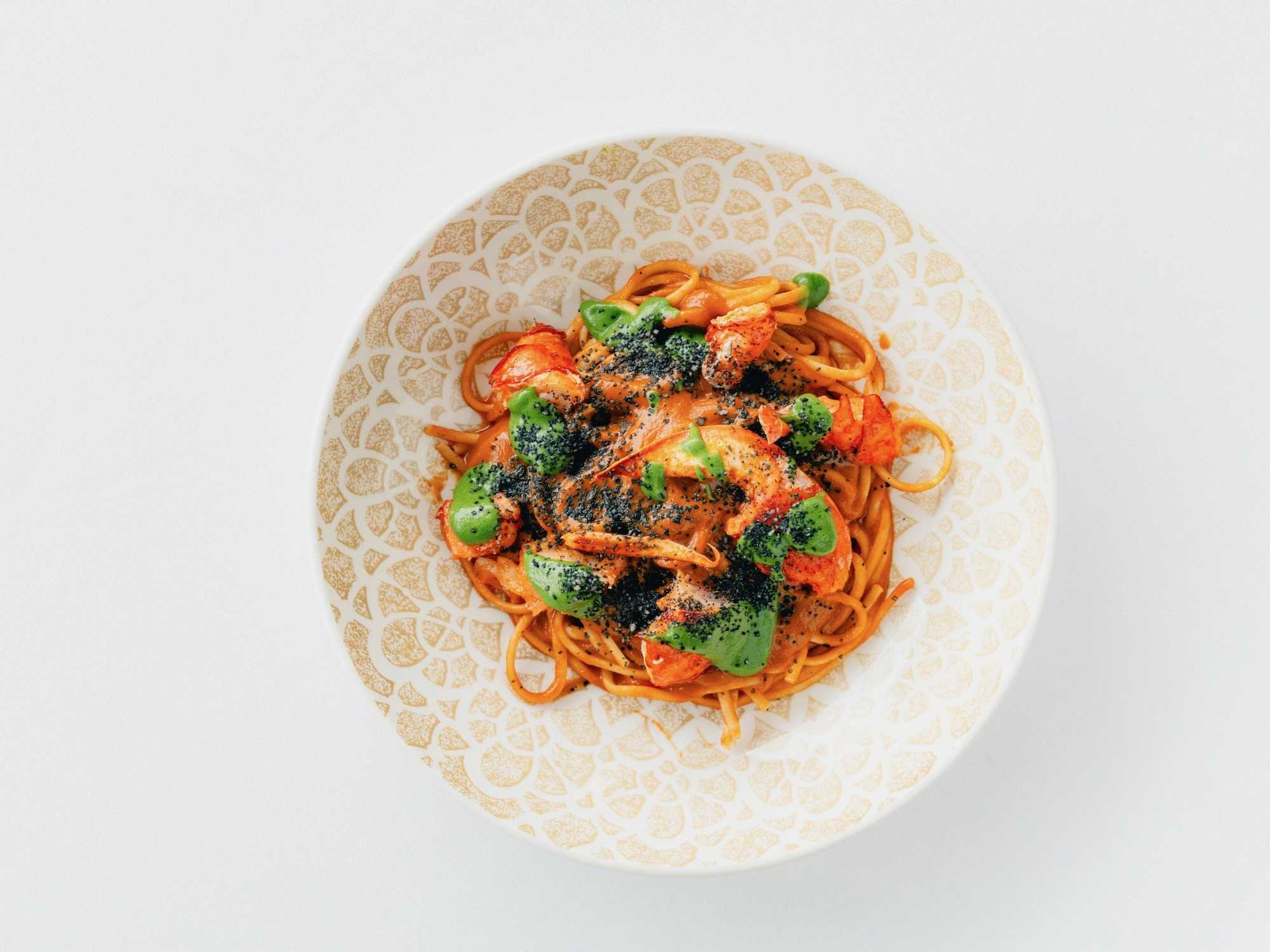 Tavola lobster linguine