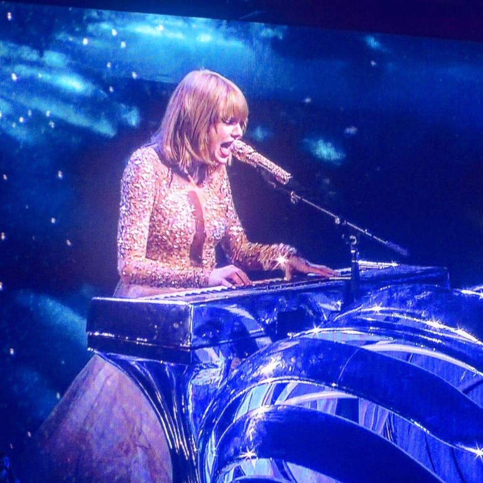 Live Review: Taylor Swift at Houston's Minute Maid Park (9/9)