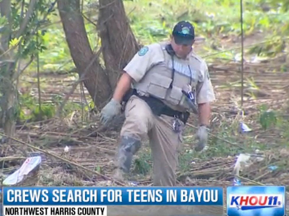 teens missing in White Oak Bayou crash September 2013 crew member searching