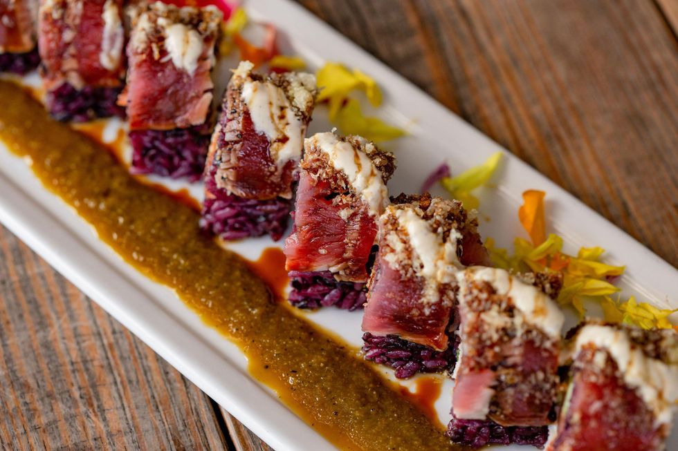 ten sushi forbidden roll