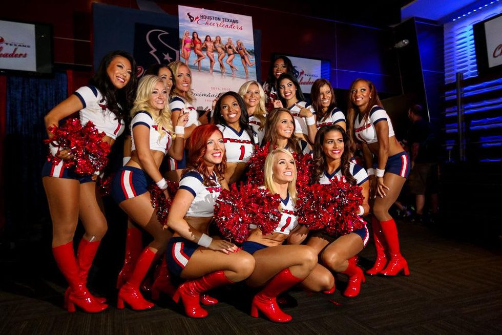 Houston Texans cheerleaders unveil brand new calendar