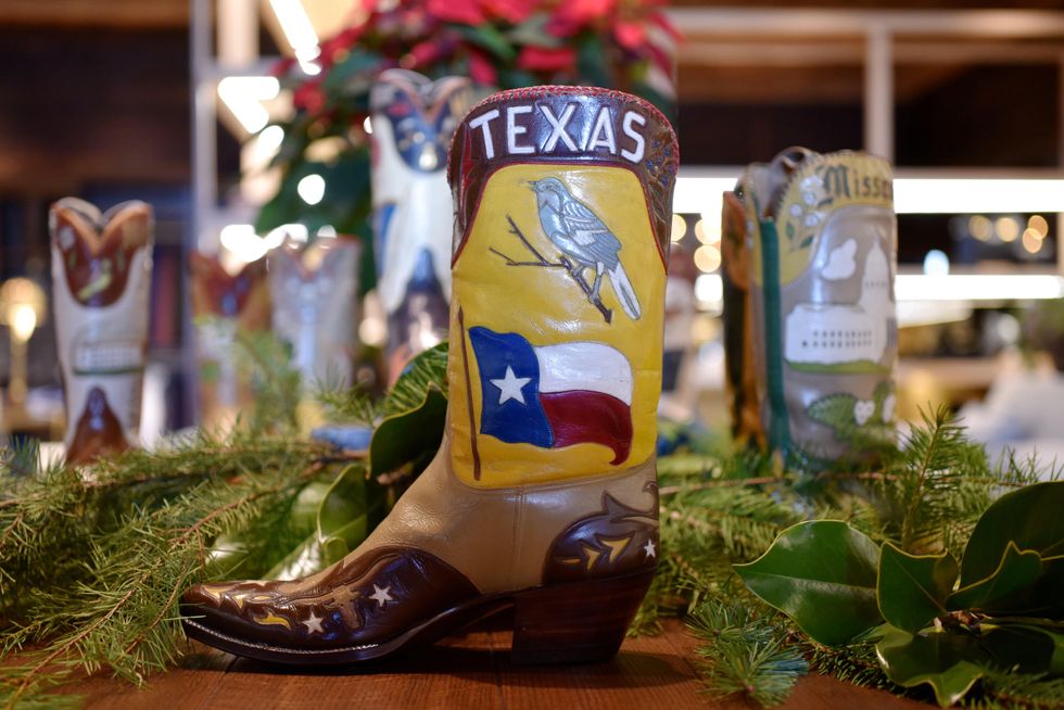 Lucchese Dresses up Dallas Stars for Winter Classic