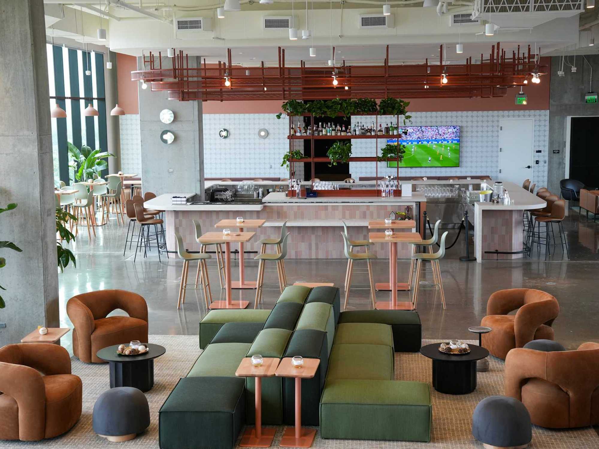 The Branch restaurant Forme high-rise