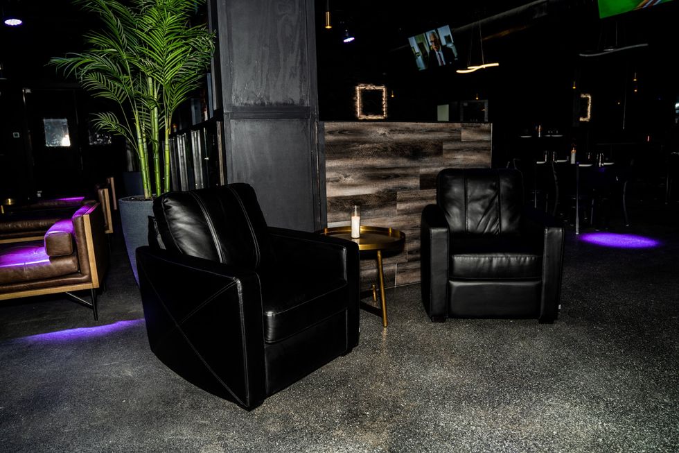 Houstonborn NFL veteran fires up Southerninspired restaurant and cigar lounge in Third Ward