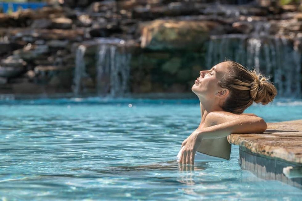 The Houstonian Hotel, Club & Spa pool water slide