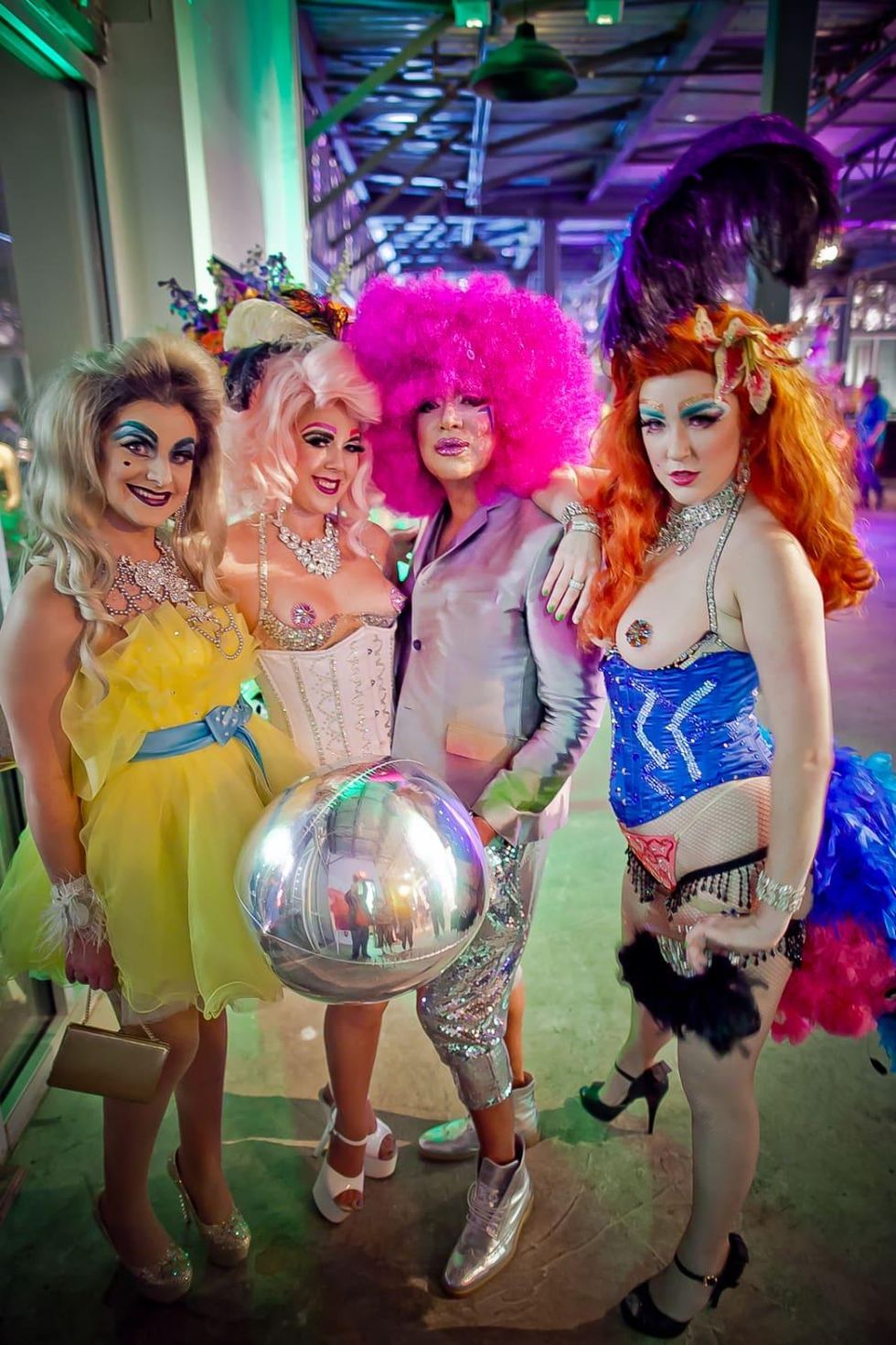 The Paint Ball, Feb. 2016, Des Damn Dammes