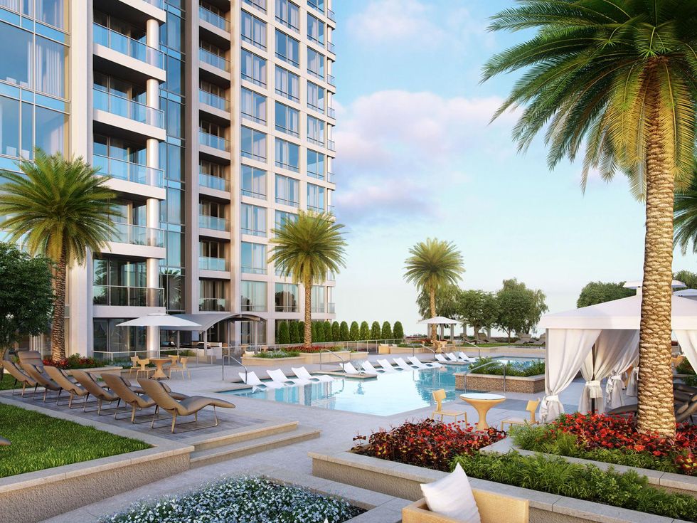 The Wilshire at River Oaks swimming pool