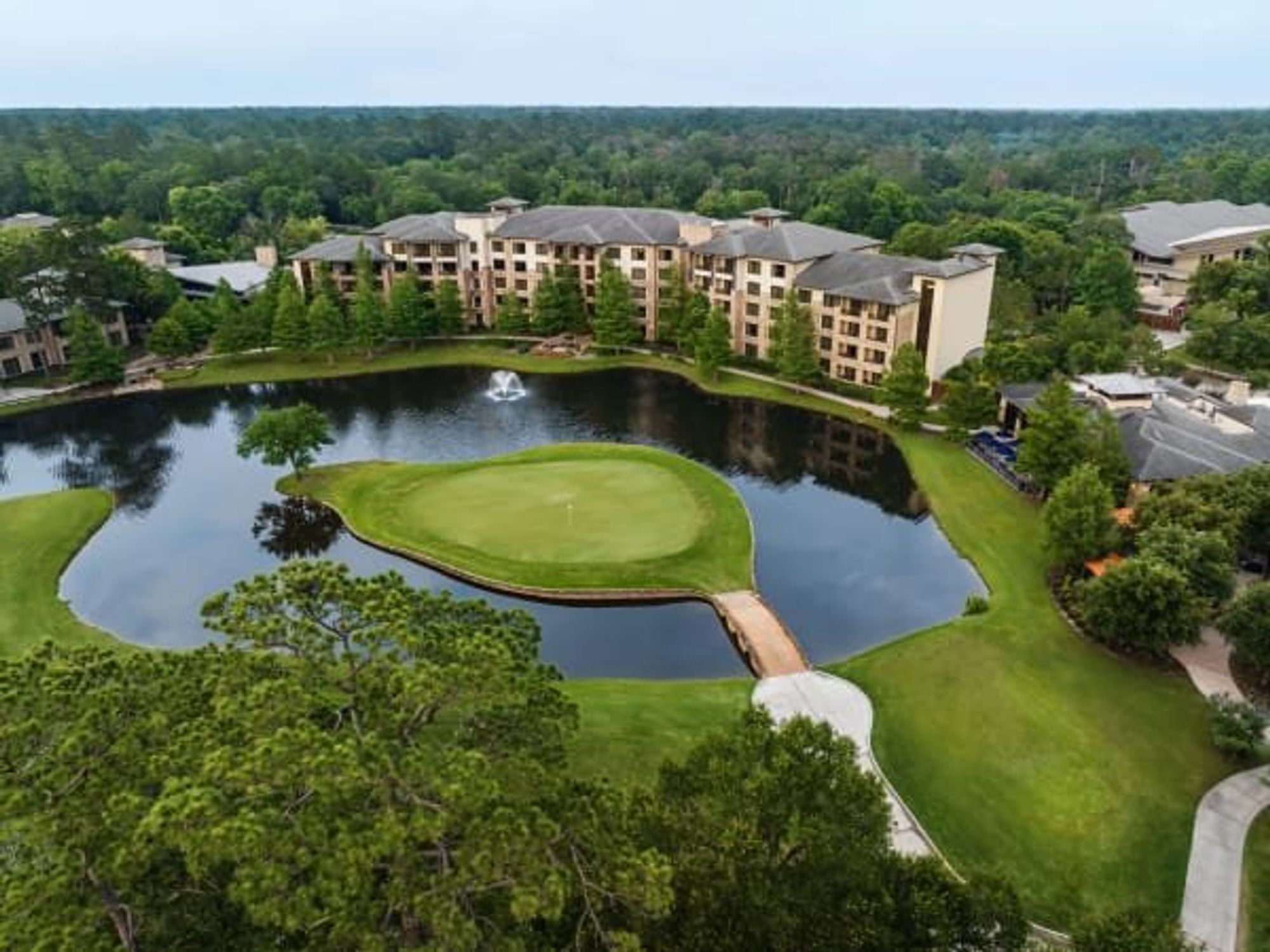 The Woodlands Resort, Curio Collection by Hilton