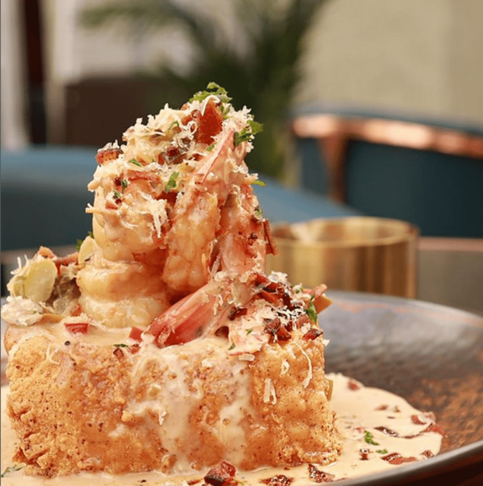 Thirteen restaurant fried grits cake