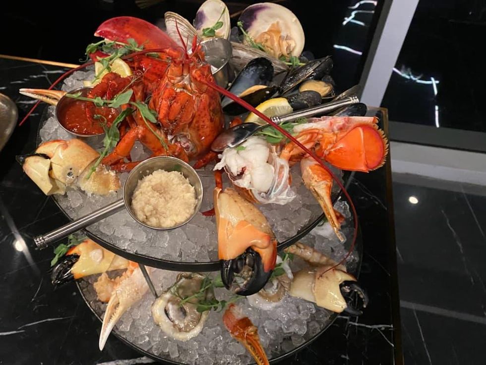 Thirteen seafood tower