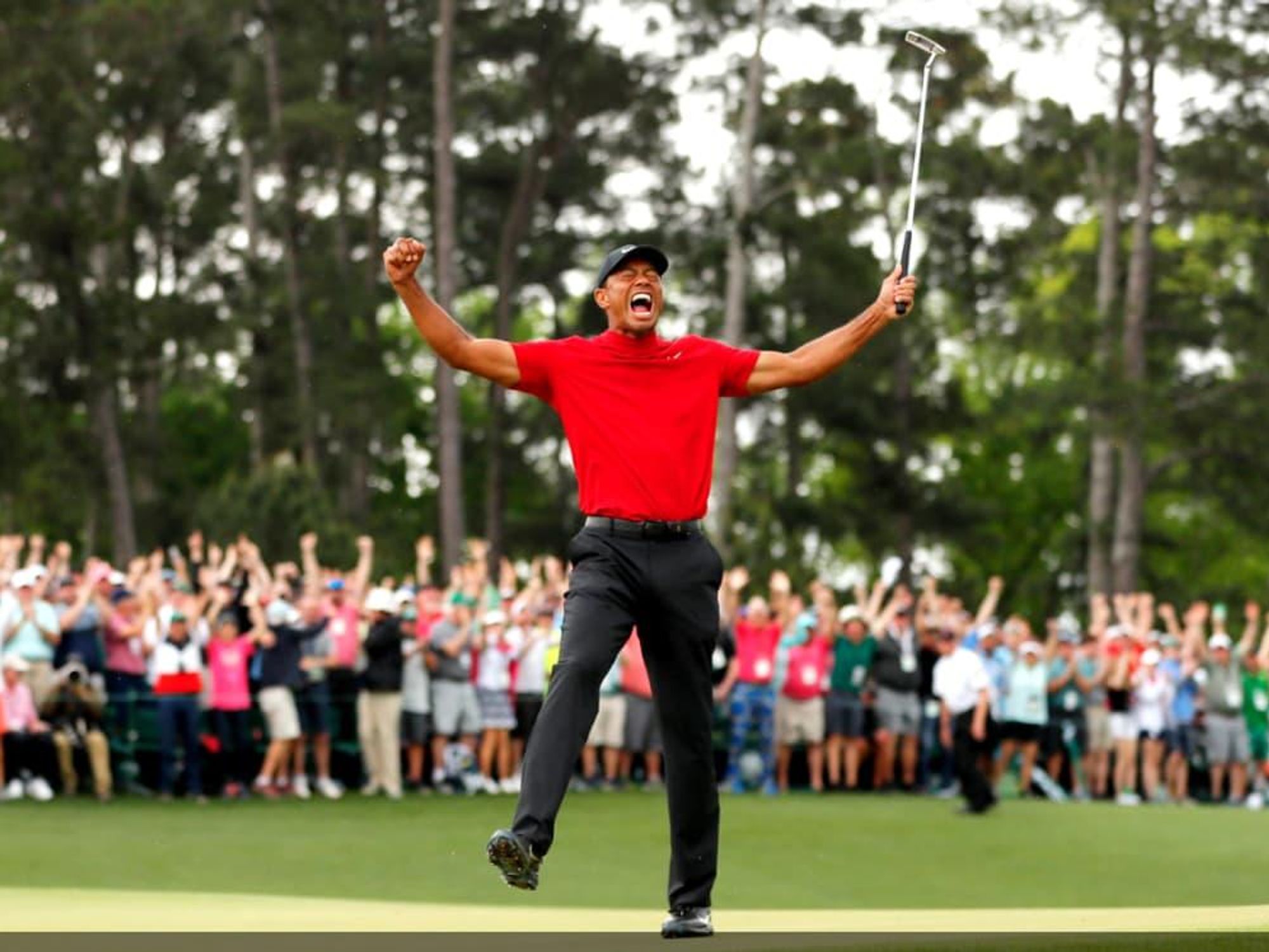 Tiger Woods The Masters celebrating yelling
