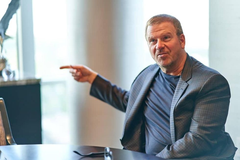 Tilman Fertitta Shut Up and Listen book pointing
