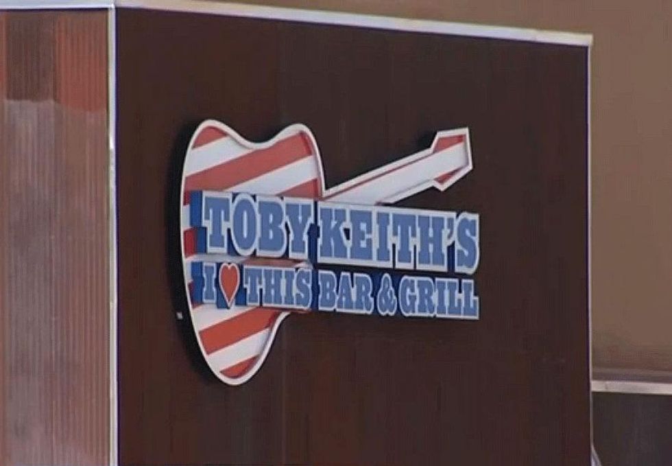 Toby Keith I Love This Bar and Grill