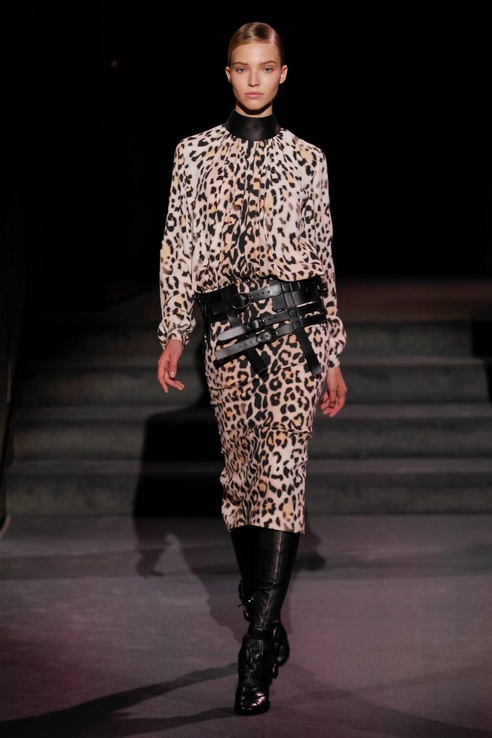 Tom Ford look 22 leopard print dress
