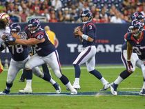 DeAndre Hopkins supports Tom Savage as Texans starting QB