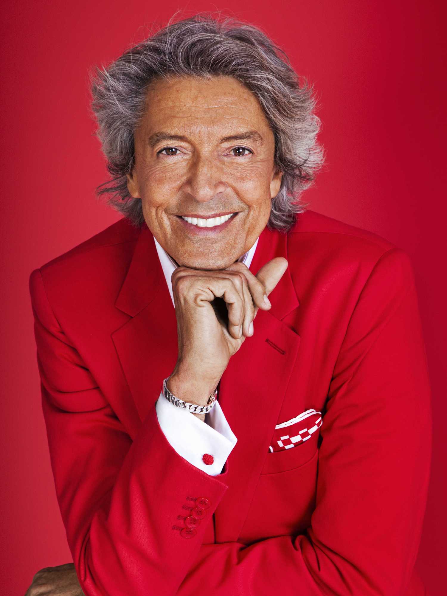 Tommy Tune headshot
