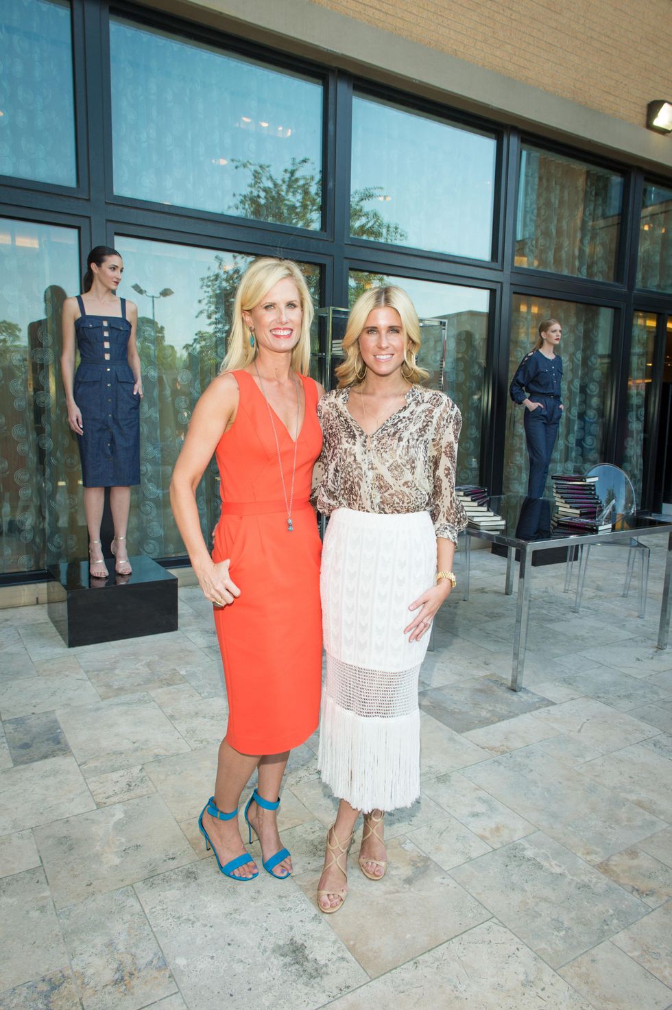 Tootsies Patio Party, May 2015, Allie Fields, Annsley Popov