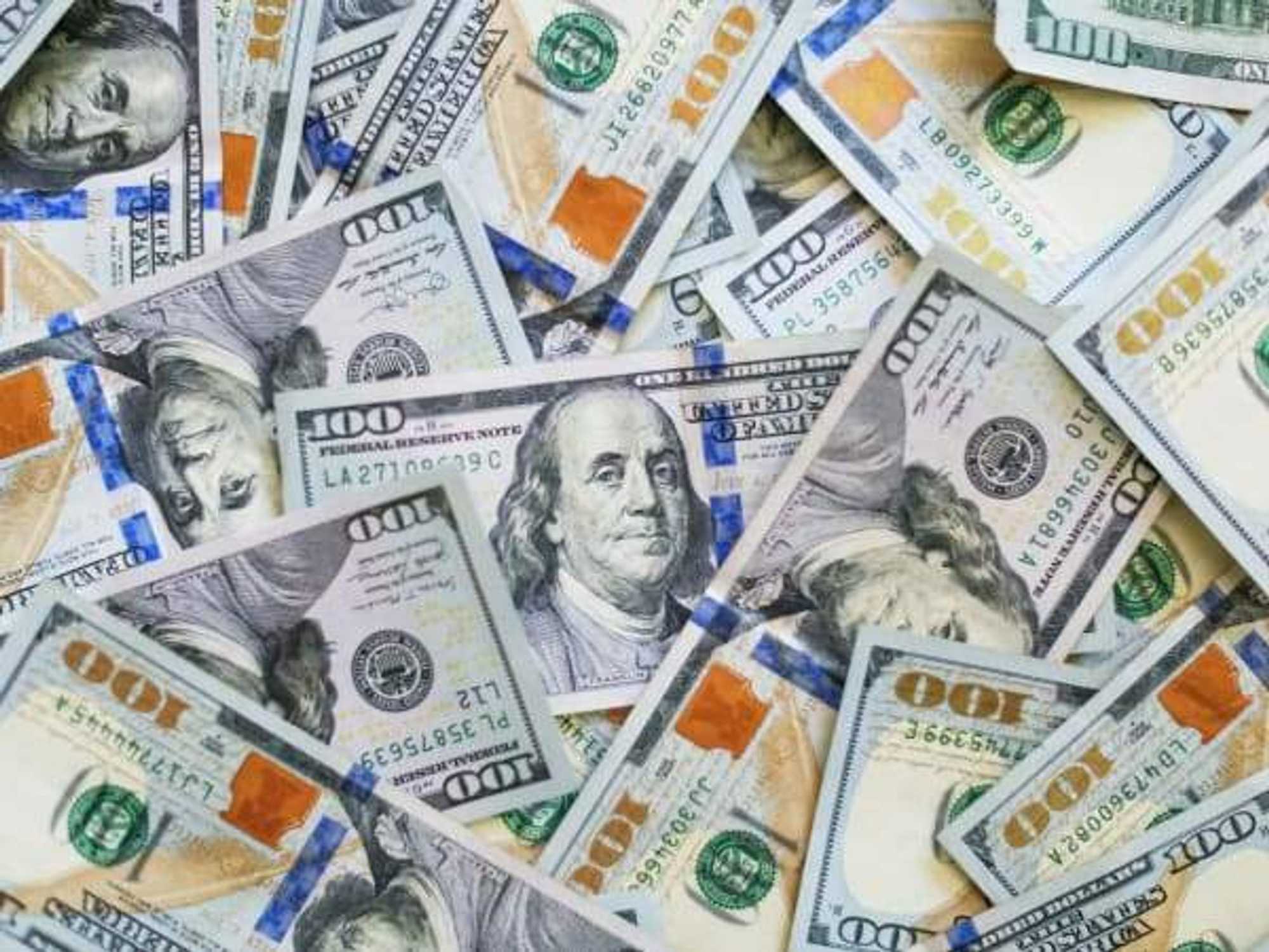 Top one percent of earners, high earning Texans, wealthy Americans