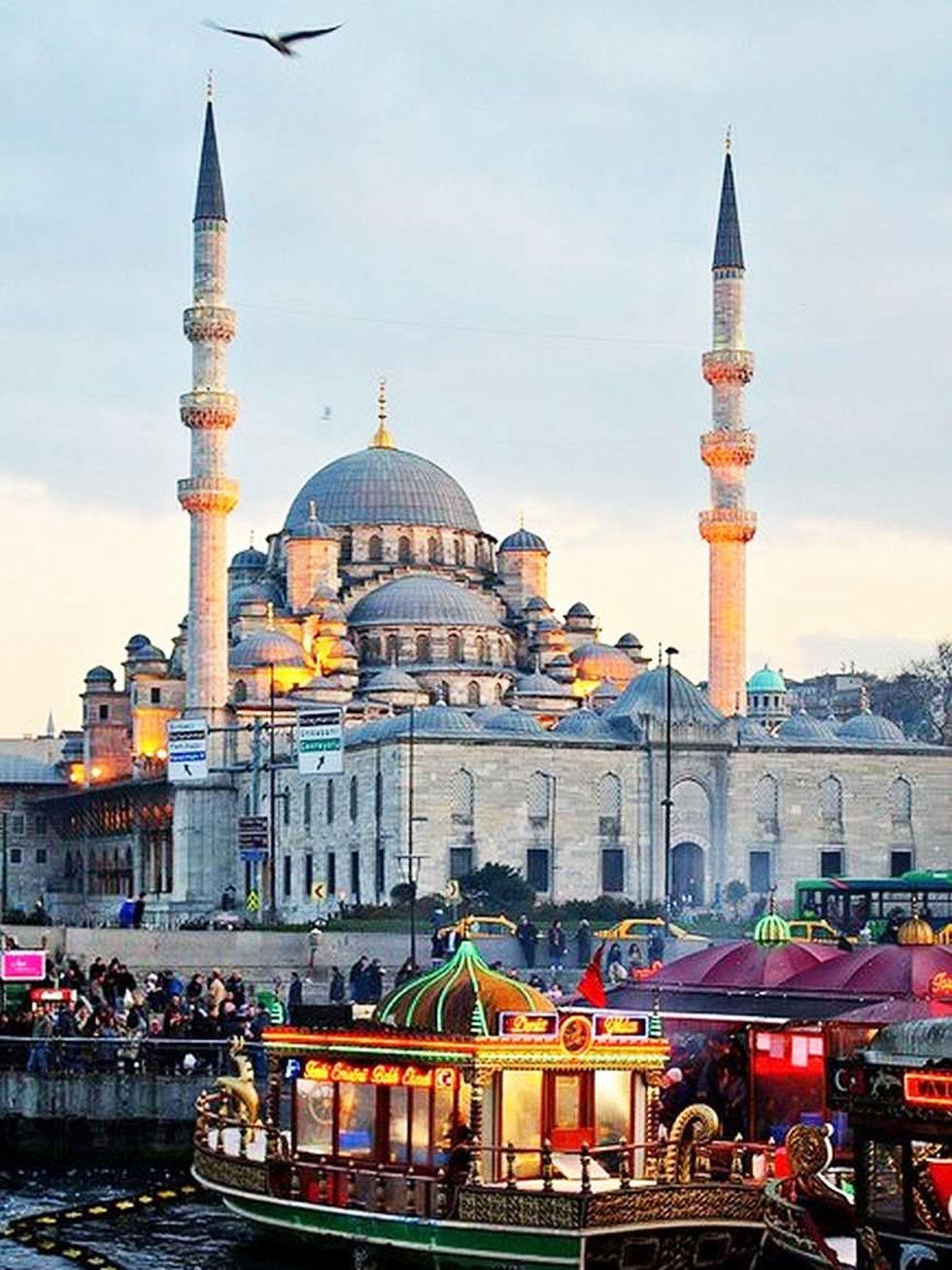 travel photos by Laurier Blanc June 2014 Istanbul-faith