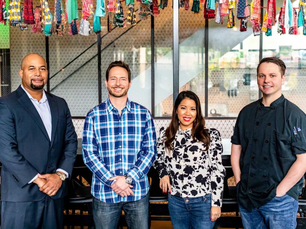 Traveler's Table David Jones, Matthew Mitchell, Thy Mitchell, Stanton Bundy