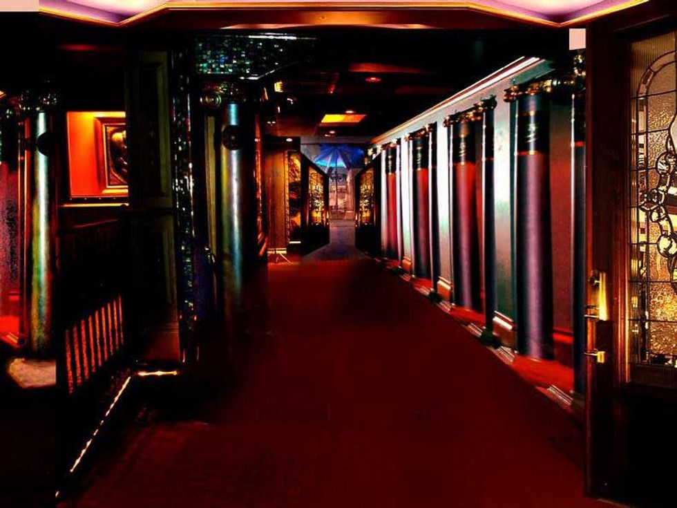 Treasures, men's club, stip club, December 2012