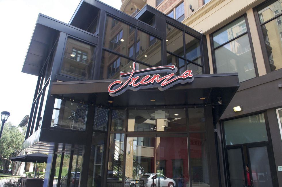 Trenza tour October 2013 exterior sign