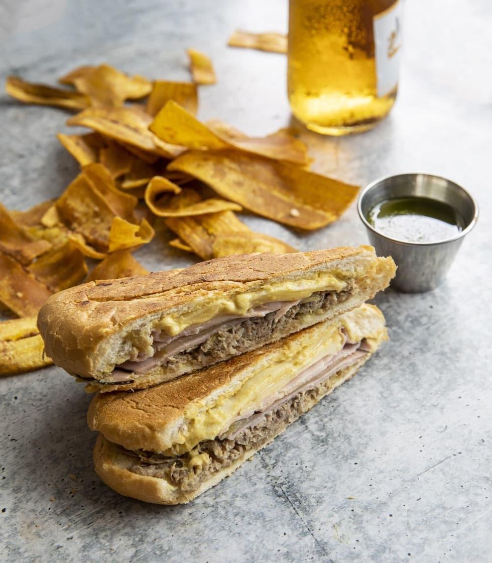 Tropicales cubano sandwich