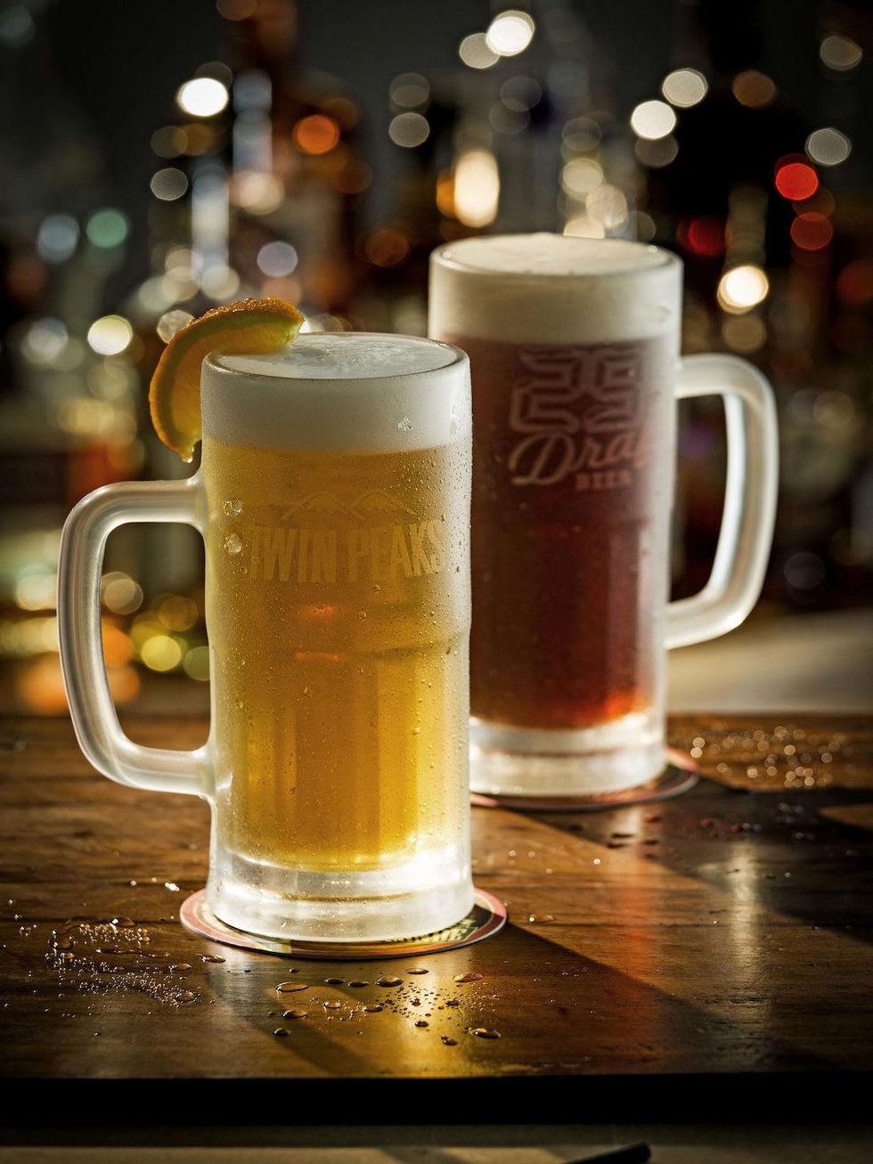 Twin Peaks cold beers