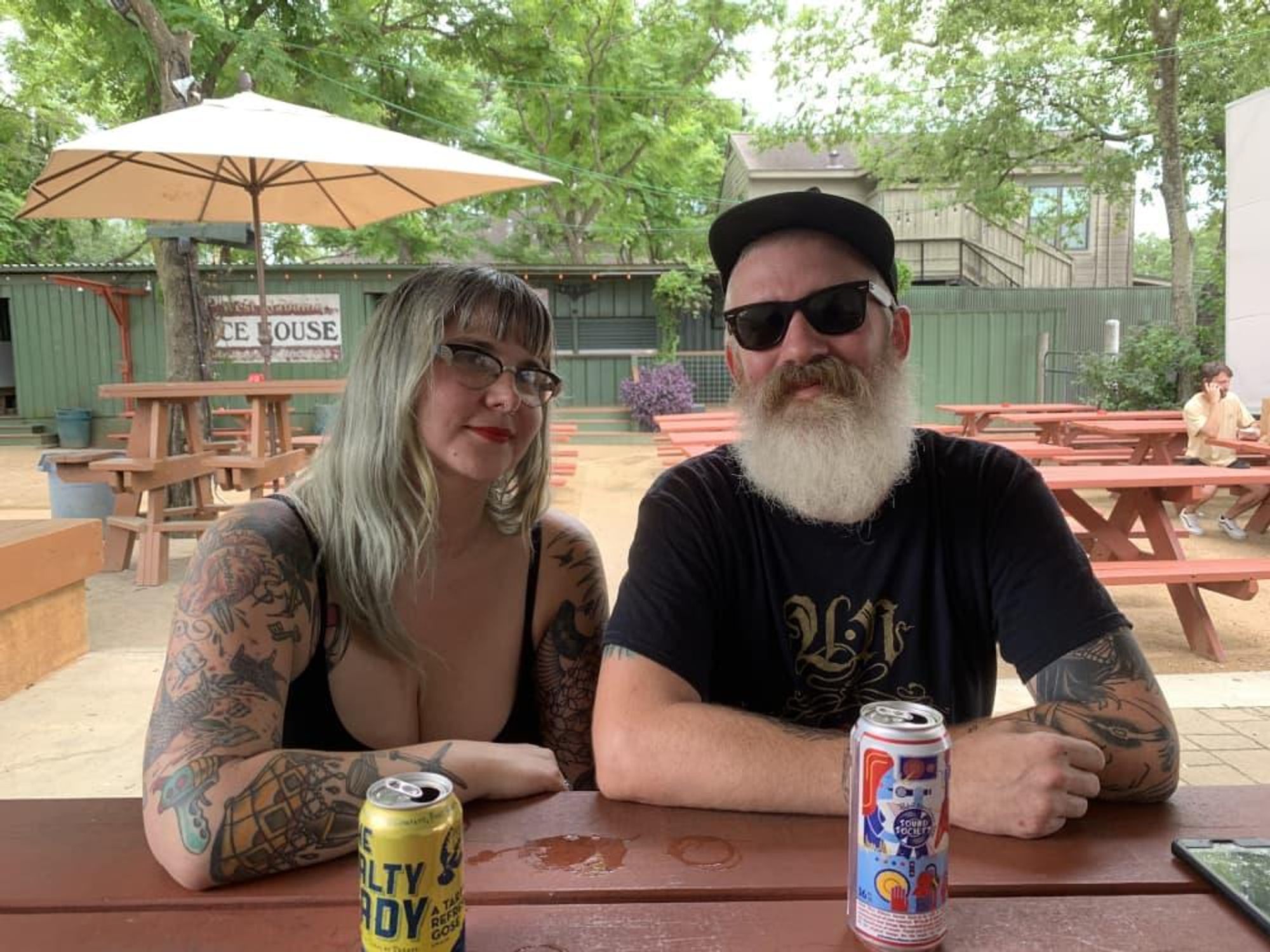 Two headed dog Lindsey Rae Billy Boyd