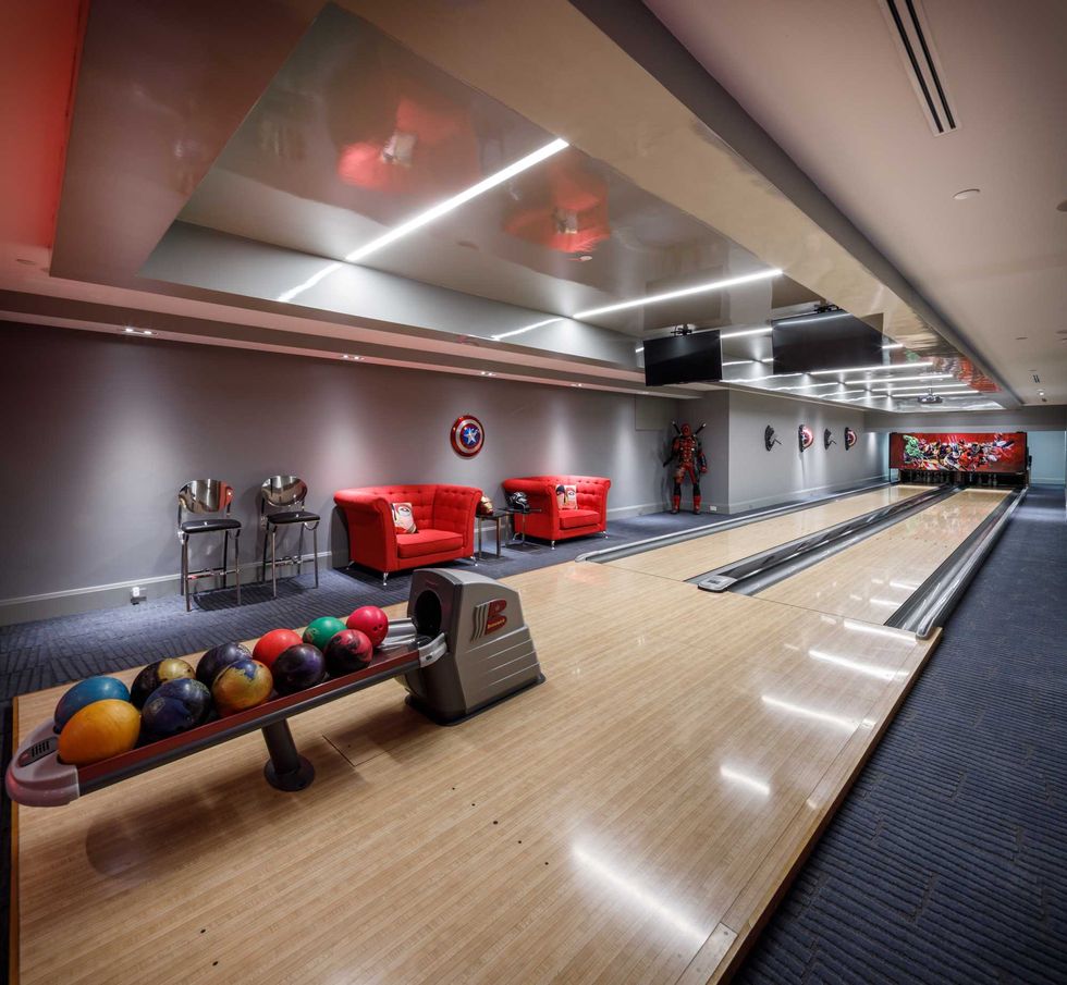Two-lane bowling alley of 3102 Noble Lakes Lane