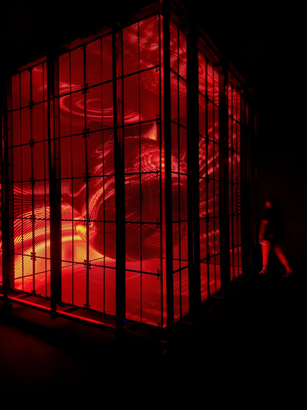 \u200bArt Club opens a new season of exhibits including Radugadesign's Sphere\u00b3 II