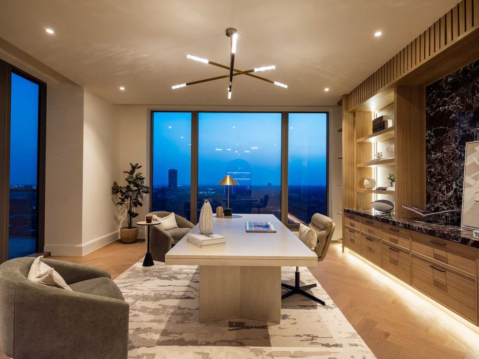 \u200bPenthouse 2502 at The Belfiore