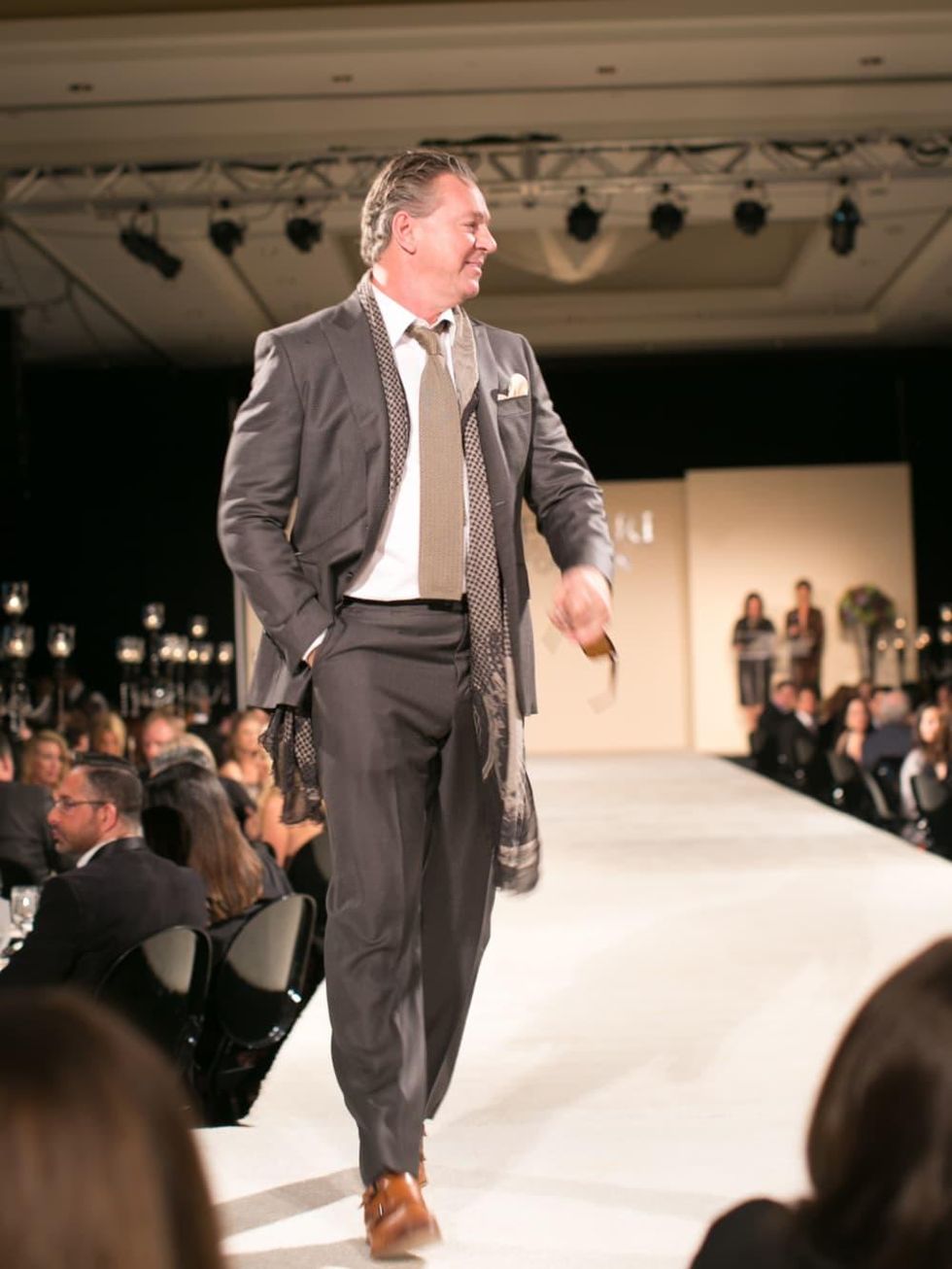 Fun On The Runway Houston Texans And The Nae Nae Add Panache To Una Notte In Italia Gala 5335