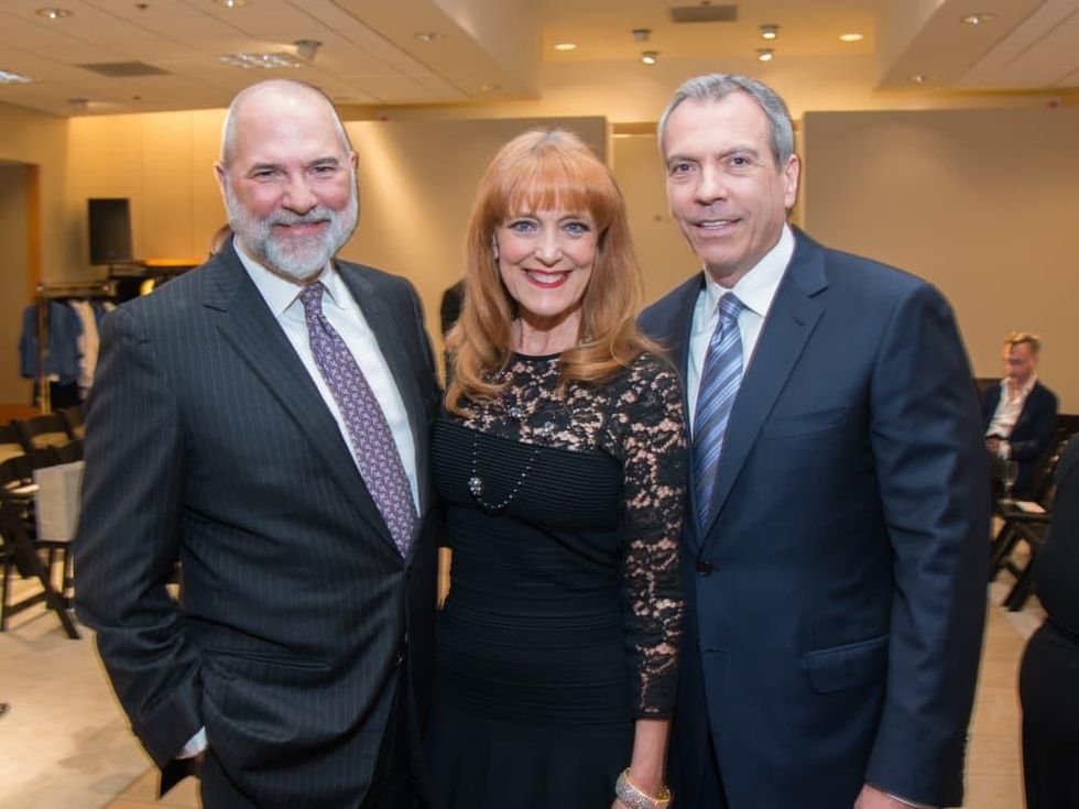 undefineBob Cavnar, Gracie Cavnar, Bob Devlin at Dress for Dinner