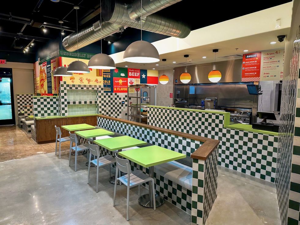 Underbelly Burger Spring Branch interior