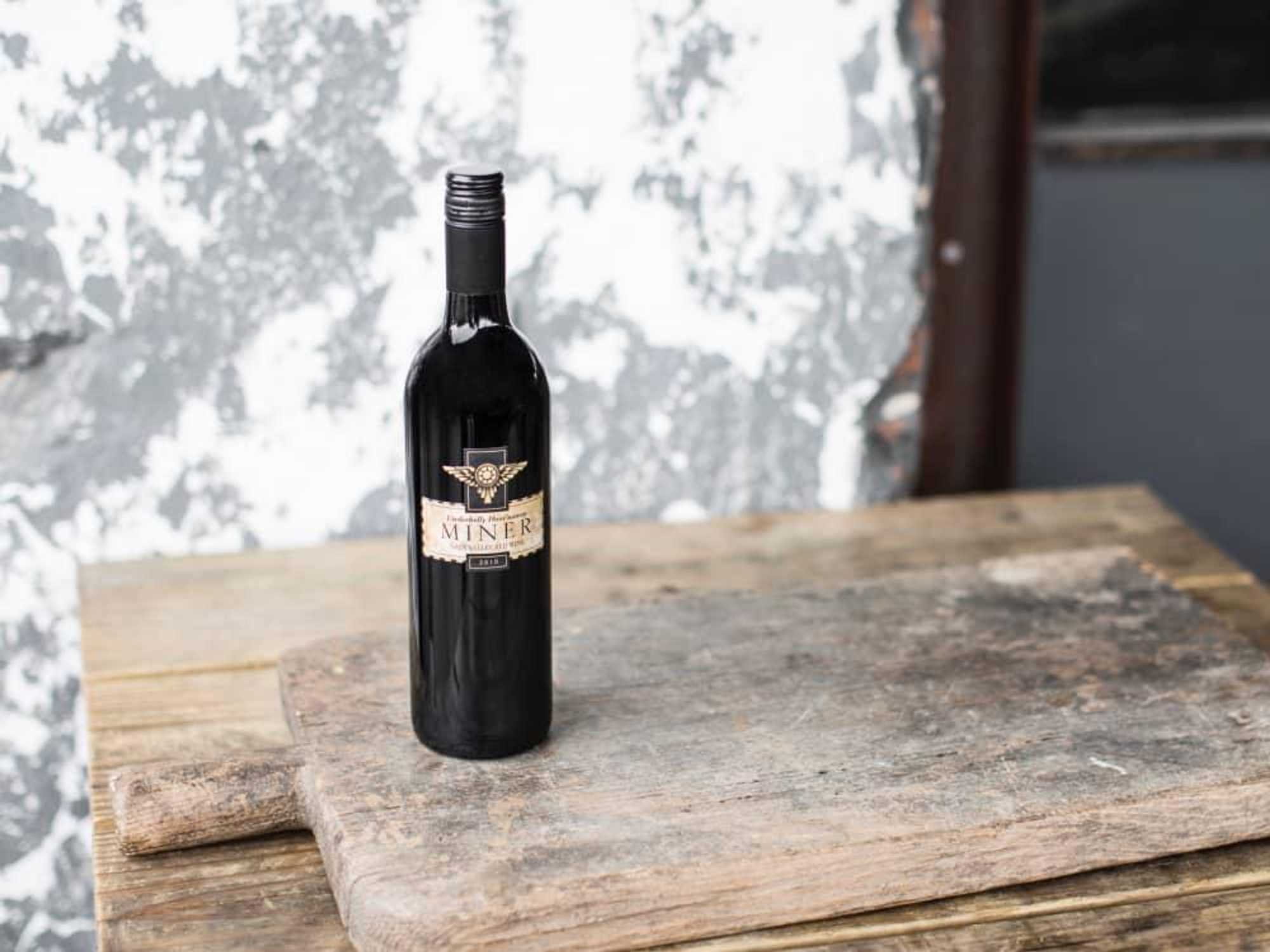 Underbelly Hoot'Nanny wine