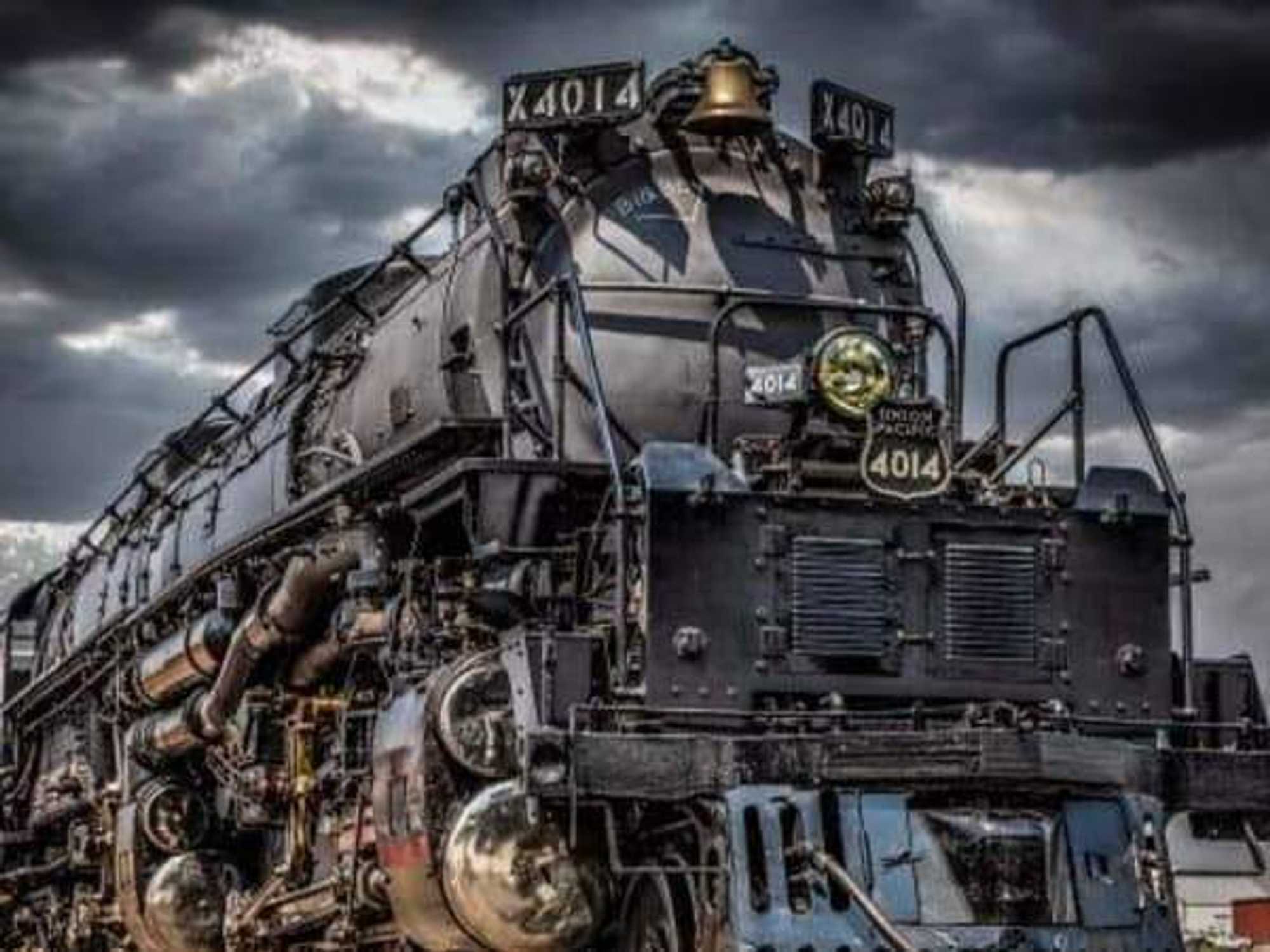 Union Pacific's Famed 'Big Boy' Steam Engine Chugs into Houston