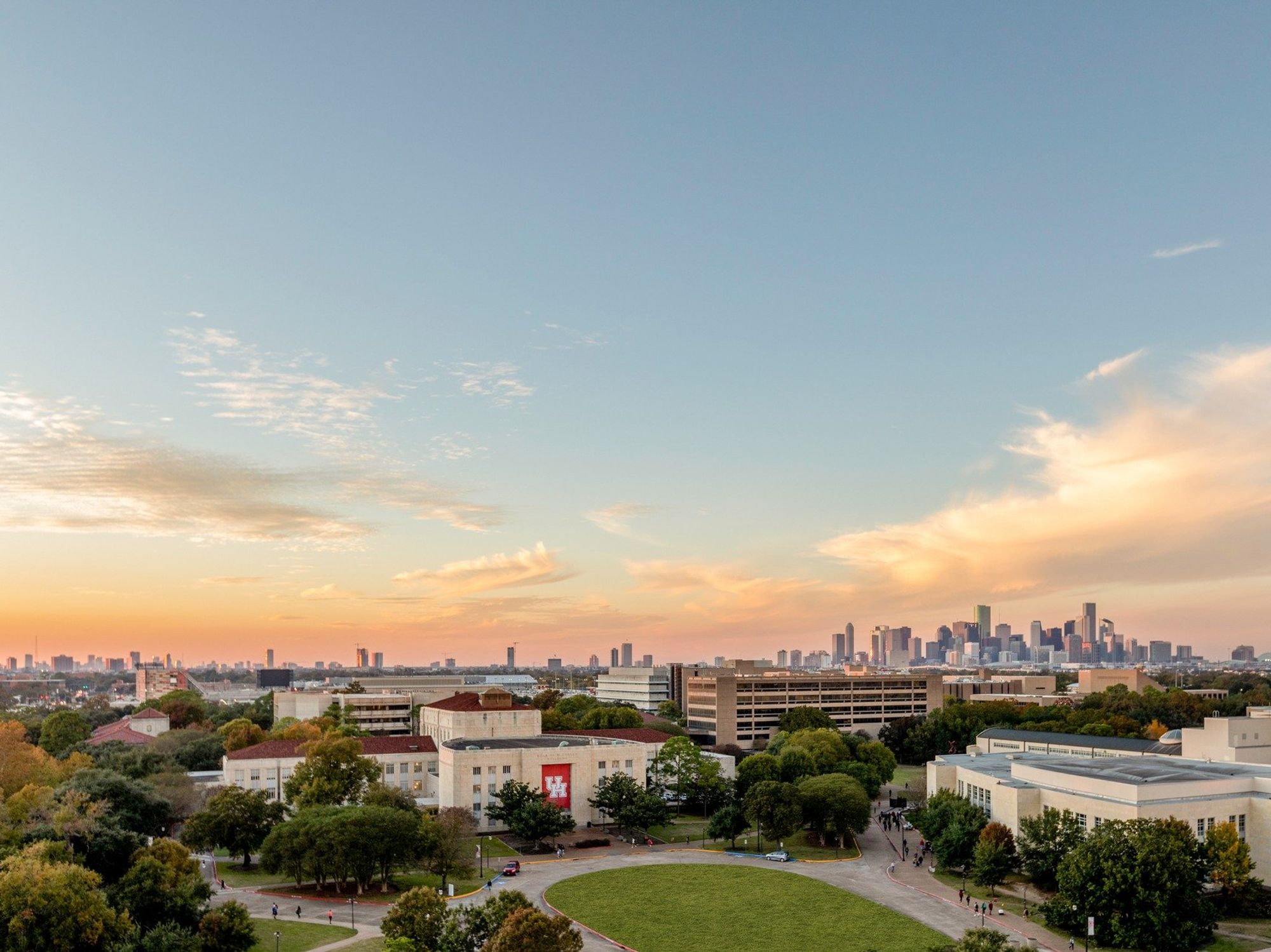 University of Houston exterior sky downtown skyline UH