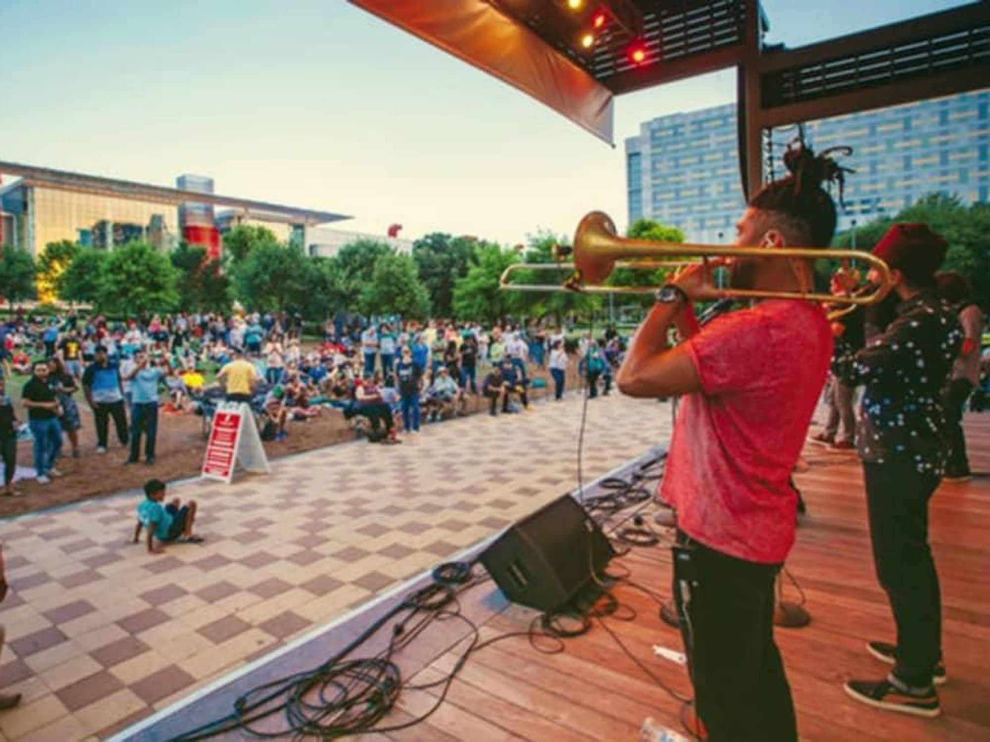 Unplugged at Discovery Green